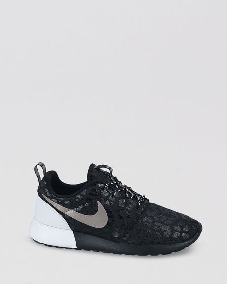 nike laces black and white