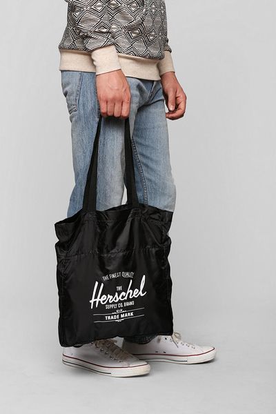 Urban Outfitters Herschel Supply Co Packable Travel Tote Bag in Black ...