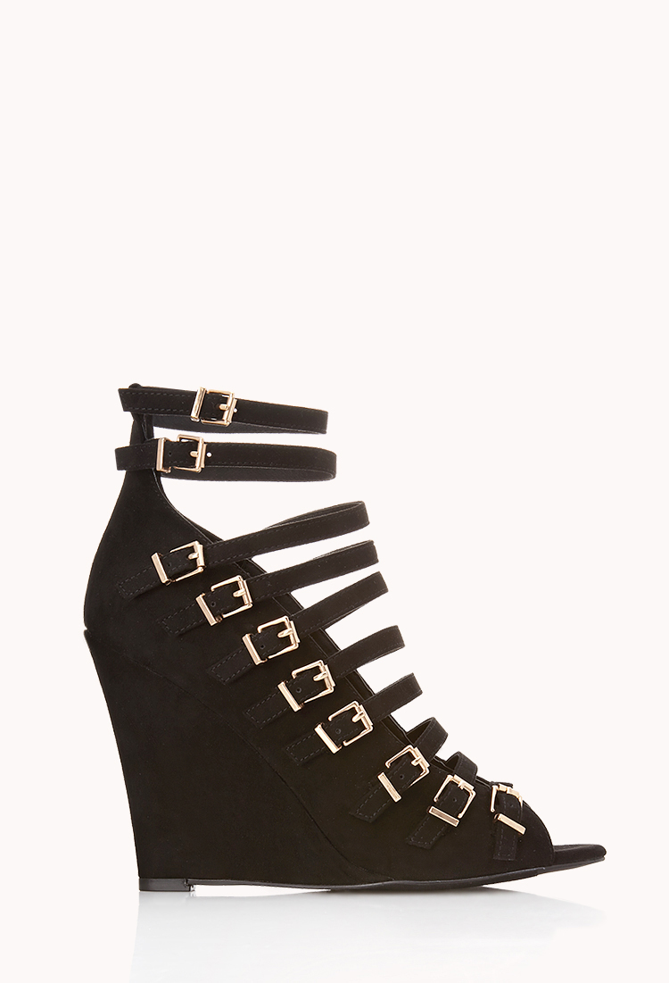 Forever 21 Standout Buckled Wedges in Black