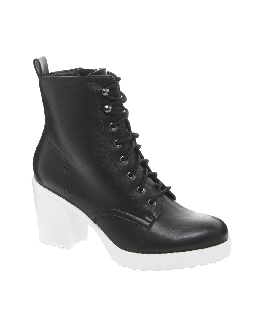 dr martens chunky boot