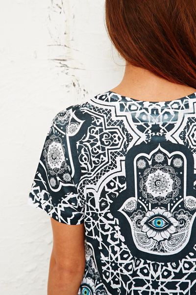 hamsa shirt urban outfitters