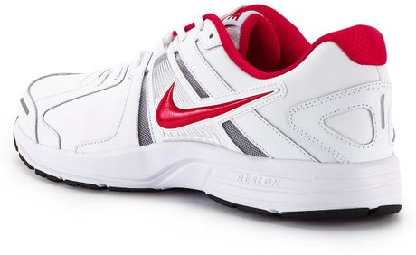 nike dart 10 leather