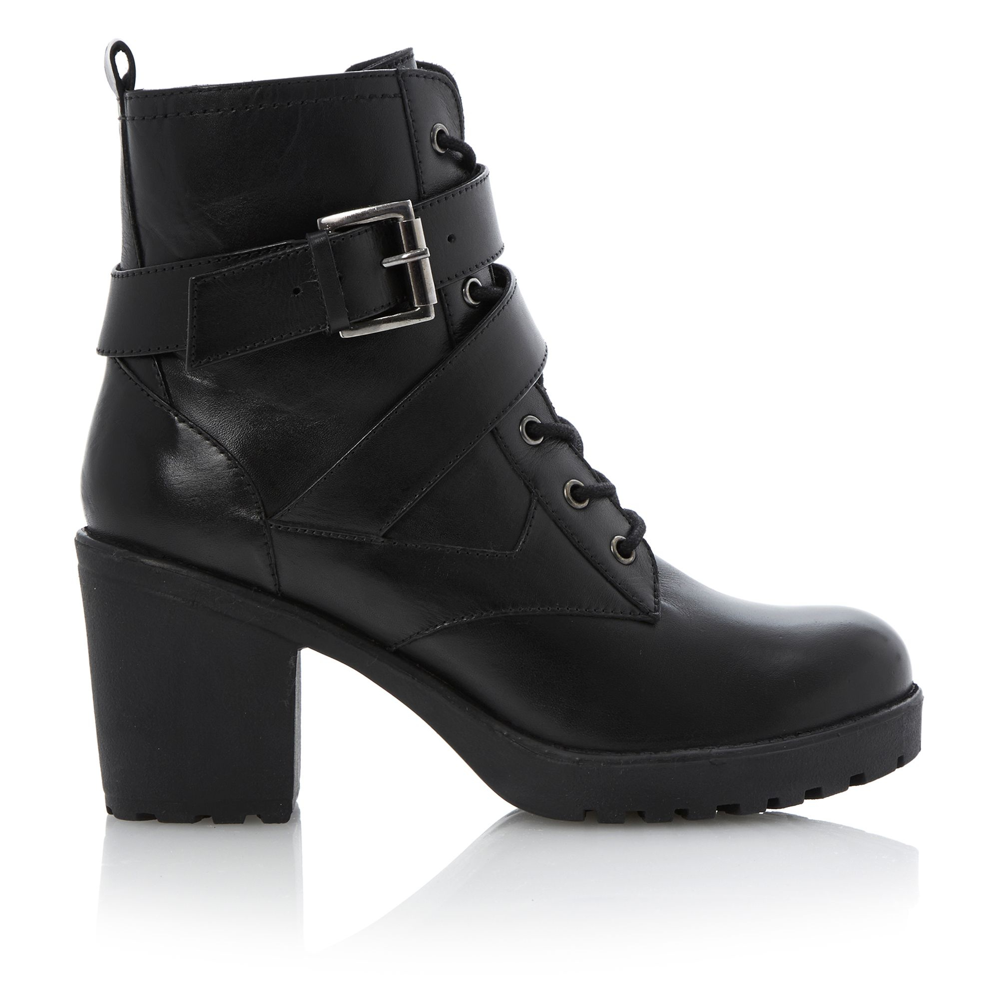 block toe boots