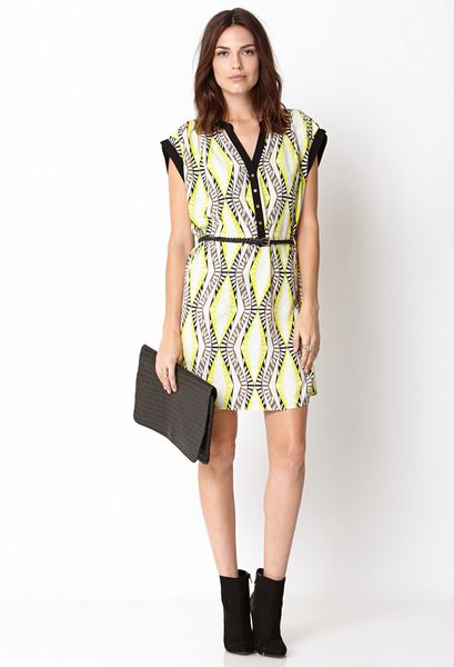 Forever 21 Stand Out Kaleidoscope Shirt Dress in Yellow (CREAMLIME)