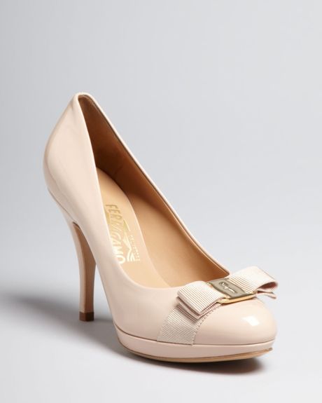 ferragamo tina pump