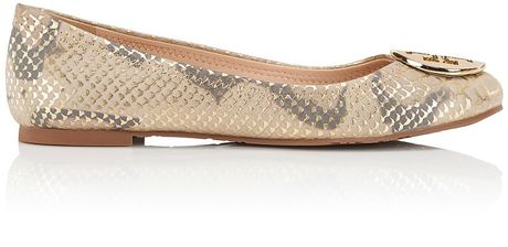 tory burch beige flats