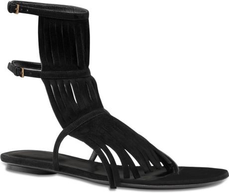 Gucci Becky Suede Fringe Thong Sandals in Black | Lyst