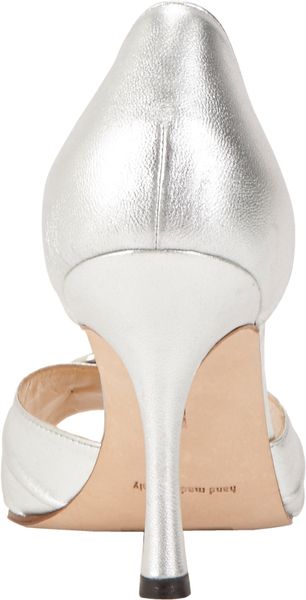 manolo blahnik silver flats