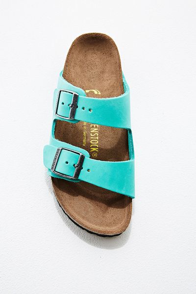 nike men's benassi solarsoft stores