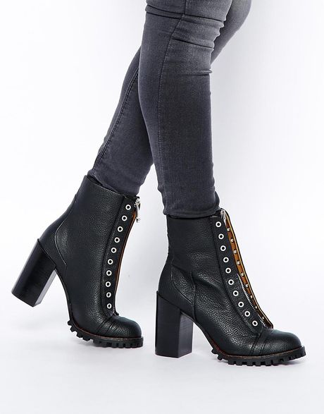 report alexa perforated zip sneaker