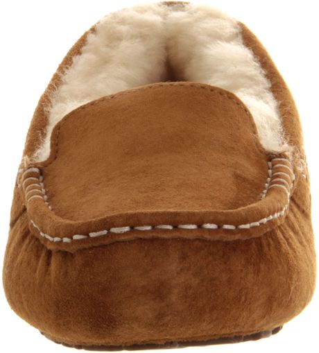 brown uggs slippers