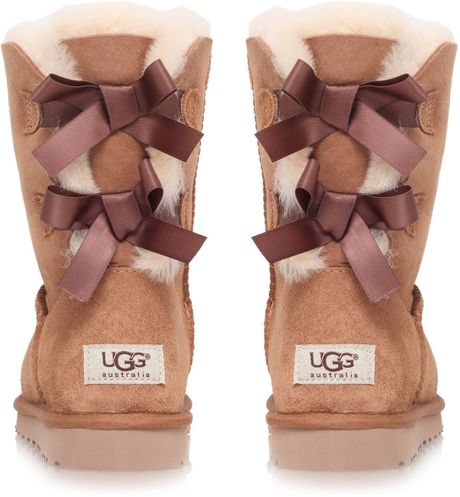 classic heritage bow ugg brown