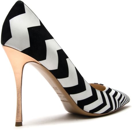 Nicholas Kirkwood Zig Zag Pump in Black - Lyst