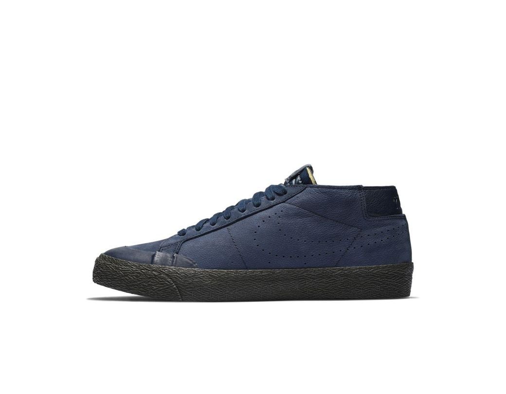 Men's Sb Zoom Blazer Chukka Xt Premium Skate Shoe Men's Sb Zoom Blazer Chukka Xt Premium Skate Shoe
