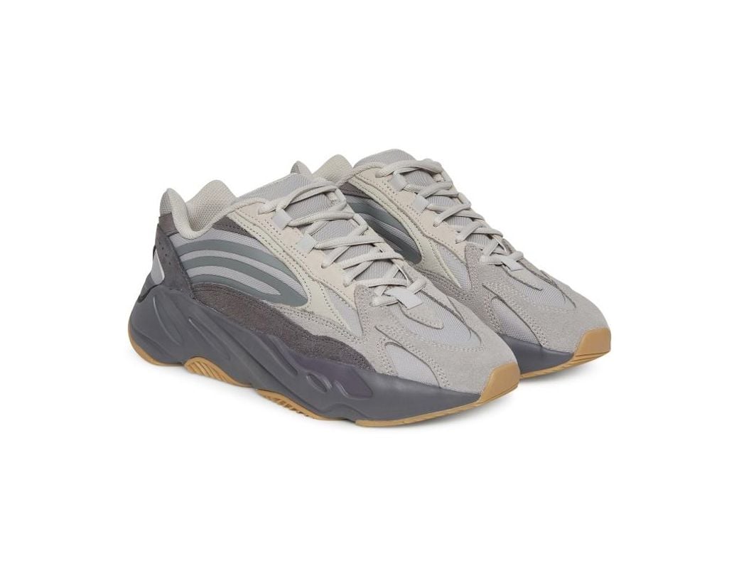 Men's Gray Yeezy Boost 700 V2 Sneakers Men's Gray Yeezy Boost 700 V2 Sneakers