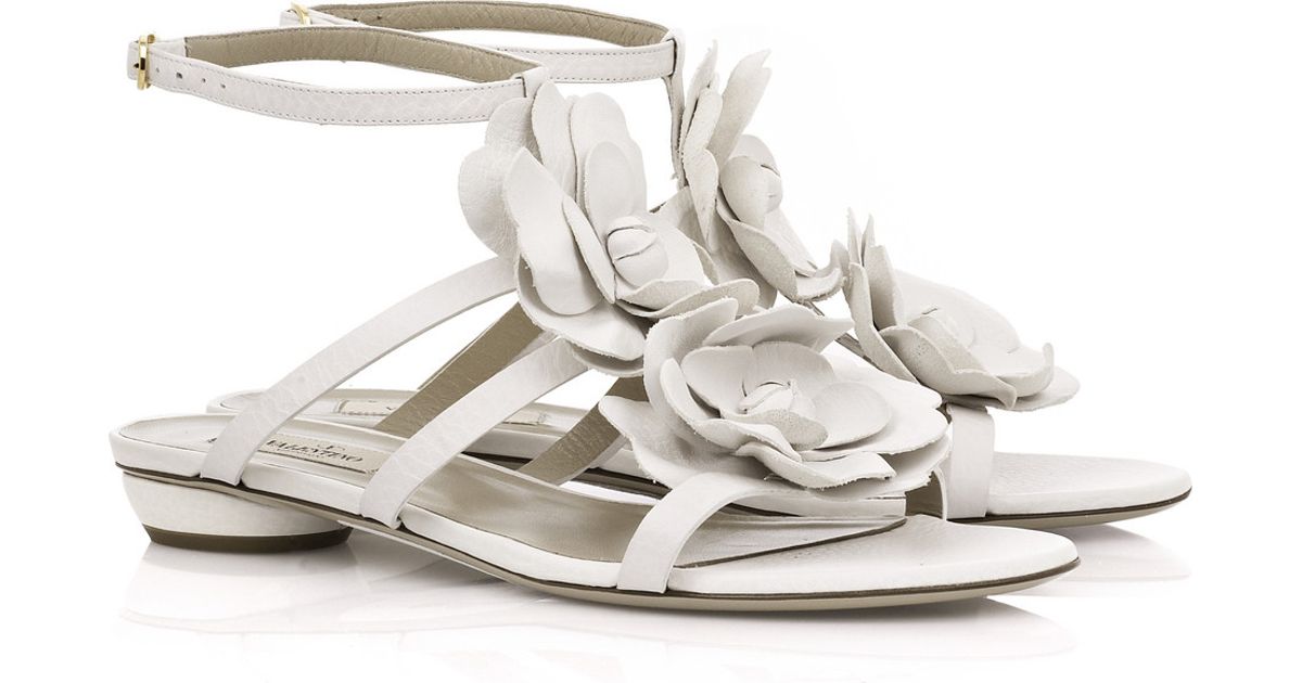 Lyst - Valentino Flower Leather Sandals in White