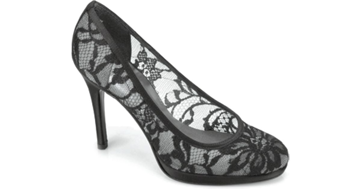 stuart weitzman swoon