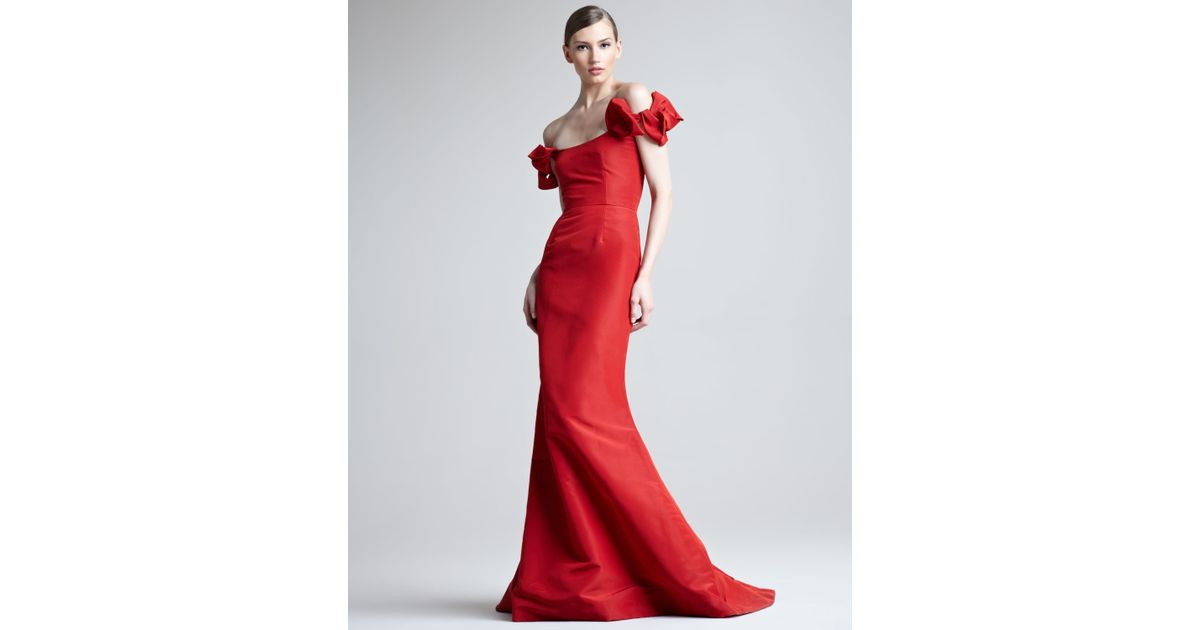oscar de la renta red gown