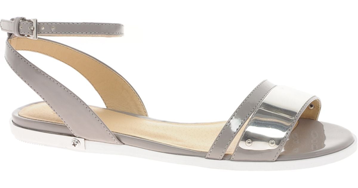 where to get extra wide shoes