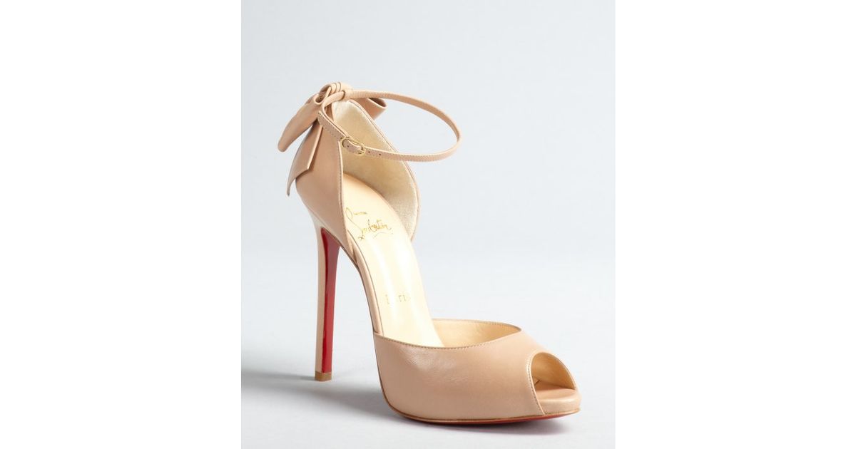 louboutin nude flat