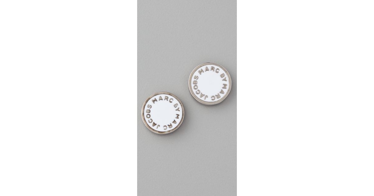 Lyst Marc By Jacobs Logo Disc Stud Earrings In Metallic