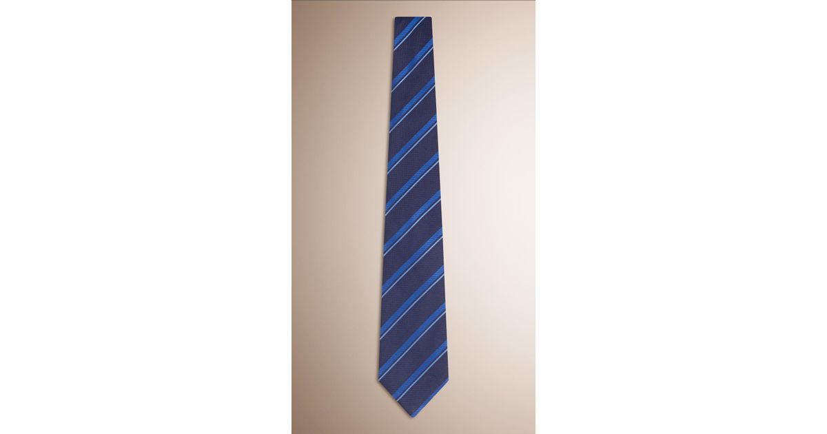 navy blue burberry tie