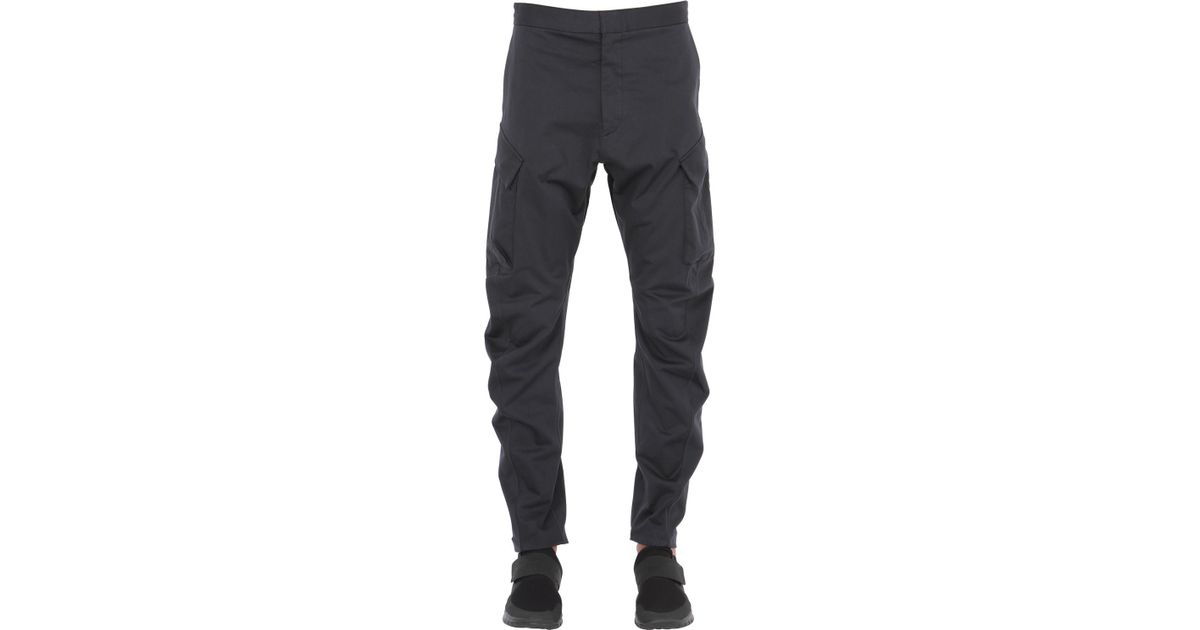 black cargo pants nike