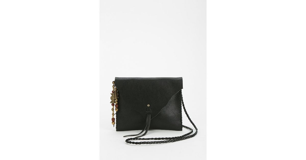 urban outfitters black shoulder bag