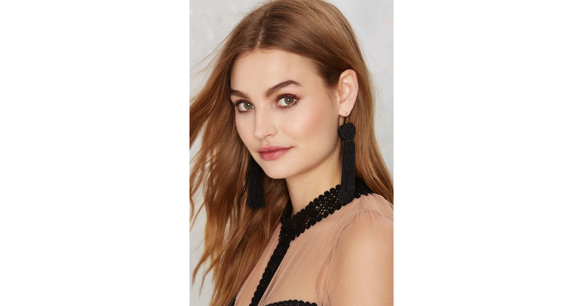 Lyst Vanessa Mooney Astrid Tel Earrings Black In