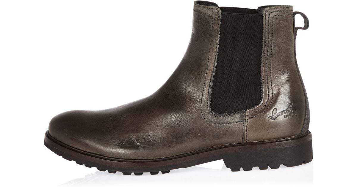 color sole chelsea boots