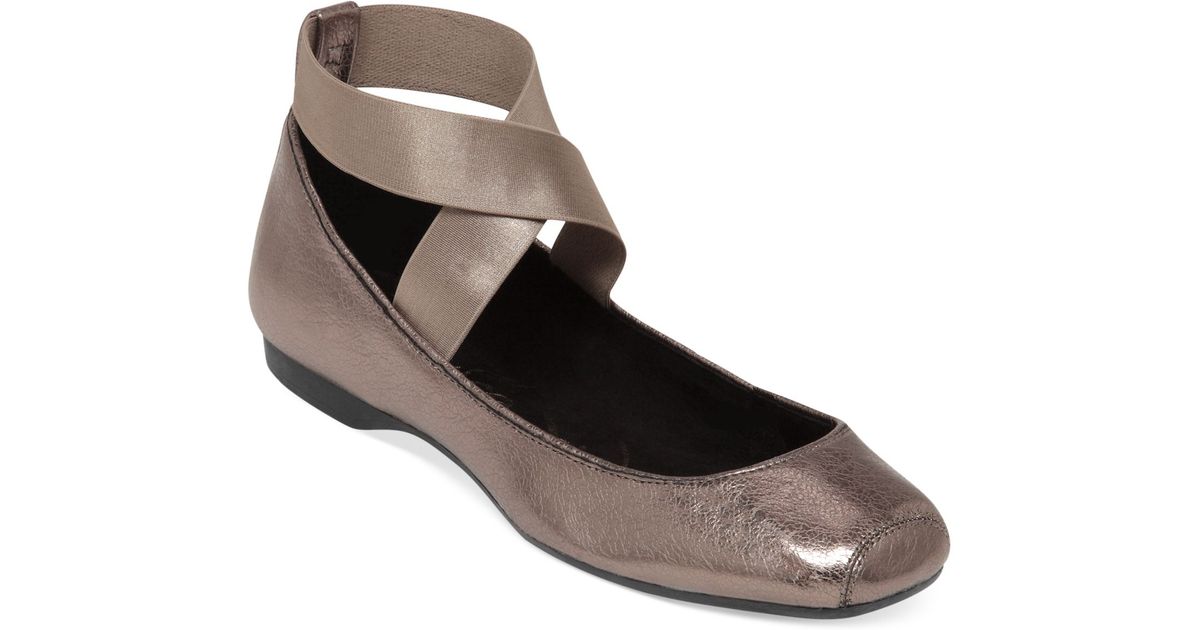 jessica simpson silver ballet flats