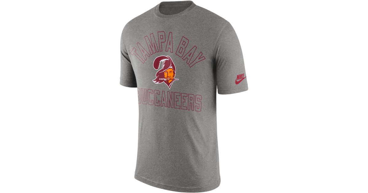 vintage buccaneers shirt