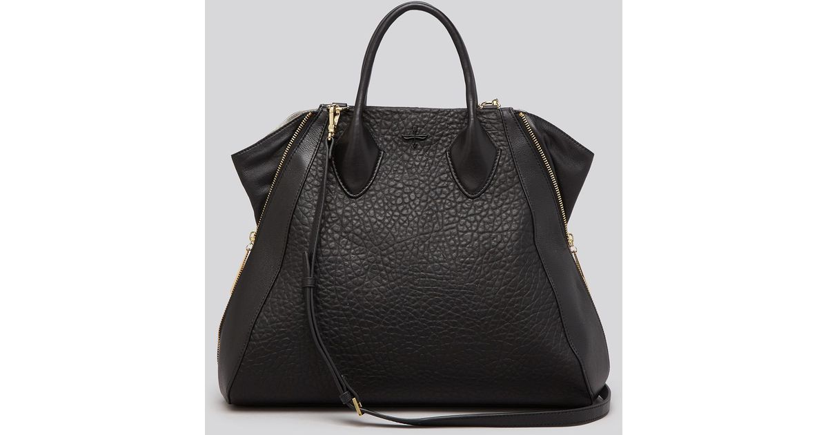 Pour La Victoire Tote Yves In Black Lyst