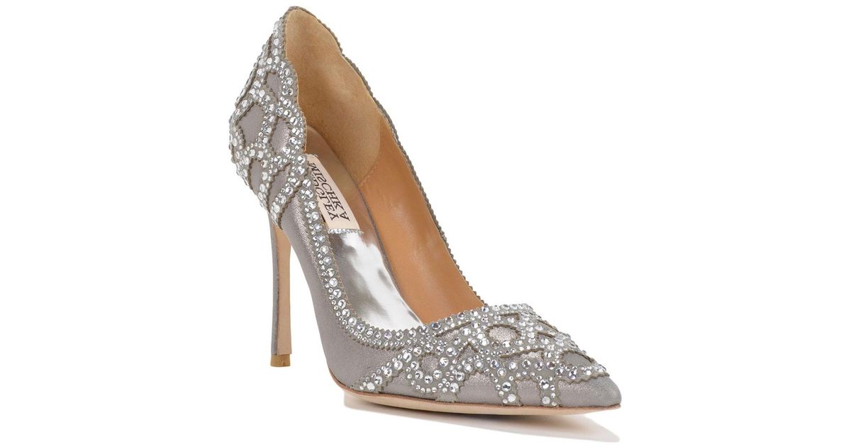 red badgley mischka shoes