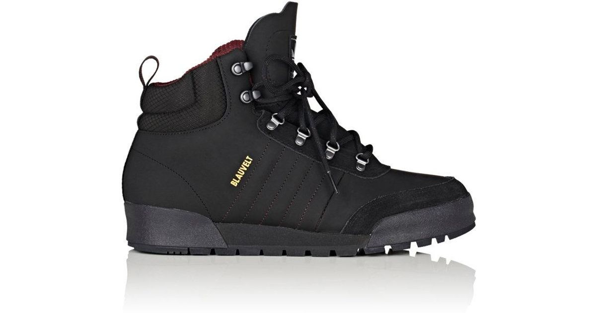 Lyst adidas originali jake nabuk stivali neri per gli uomini. Lyst adidas originali jake nabuk stivali neri per gli uomini.