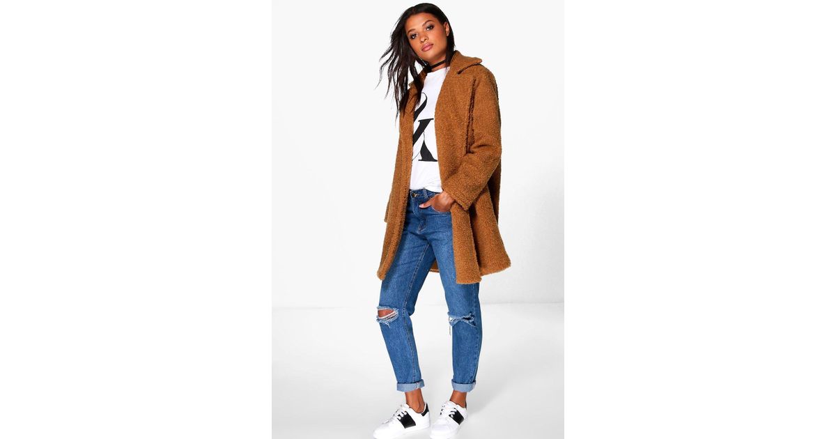 Boohoo Boutique Louisa Teddy Faux Fur Chuck On Coat in ...