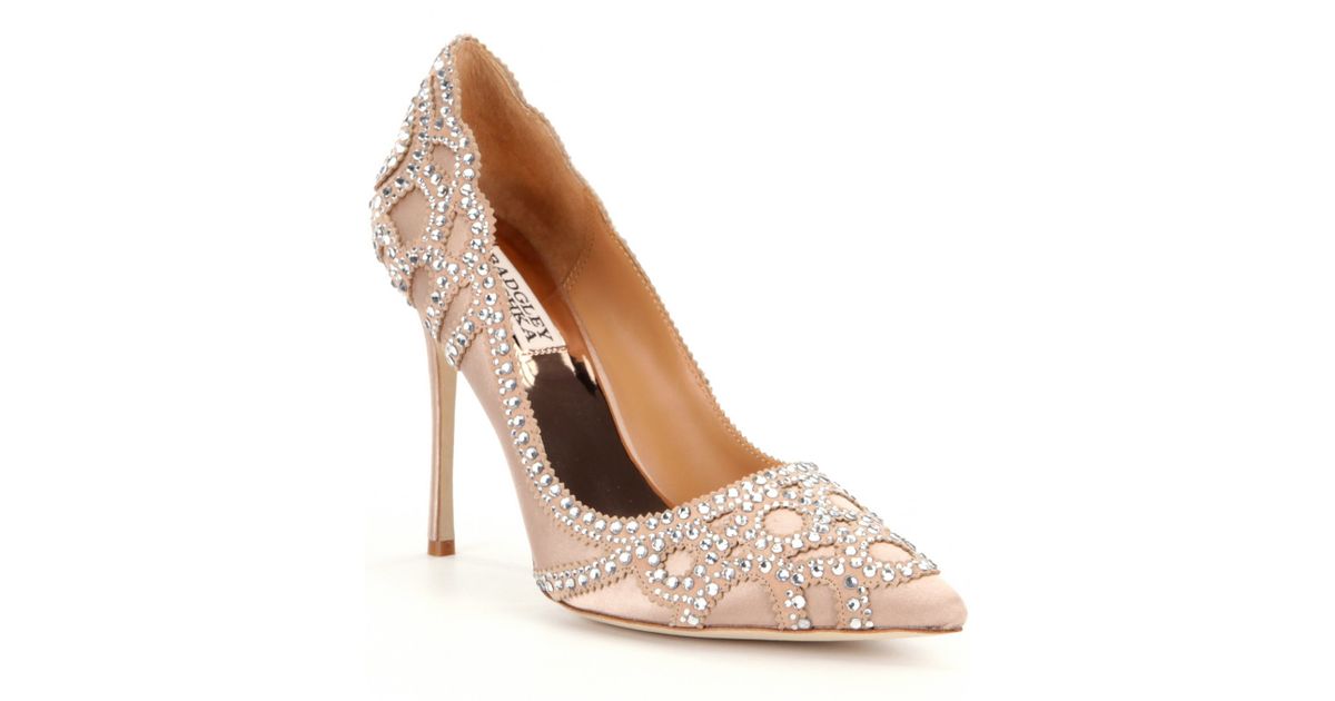 badgley mischka rouge embellished pumps