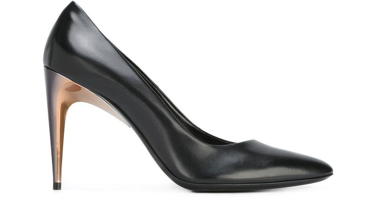  La  Perla  Court Pumps in Black Lyst