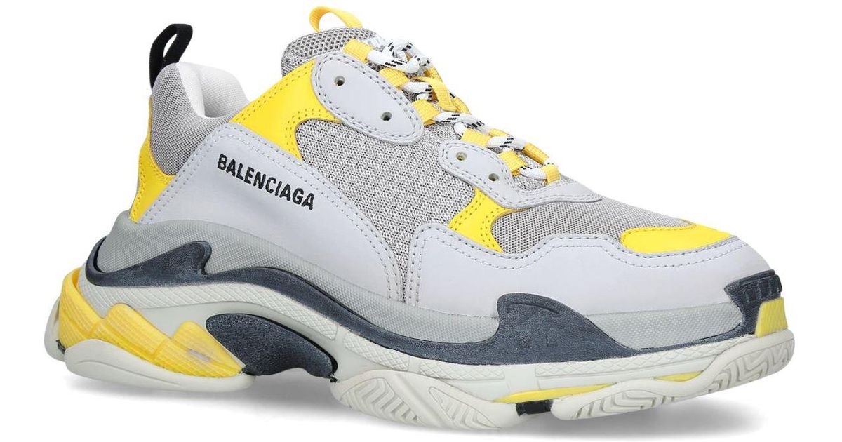 Balenciaga Triple S Runner in Gray for Men - Lyst