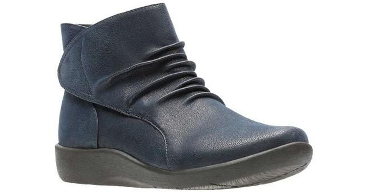 sillian sway bootie