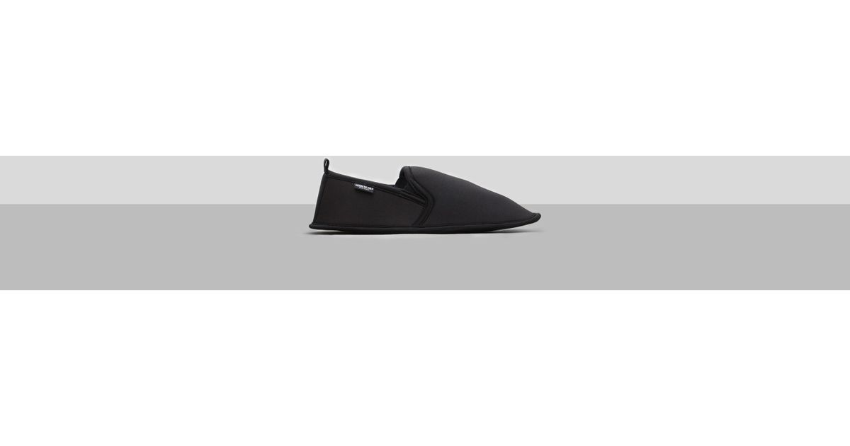 Lyst Kenneth Cole Reaction Foldable Travel Slippers Bag In Black Lyst Kenneth Cole Reaction Foldable Travel Slippers Bag In Black For Men