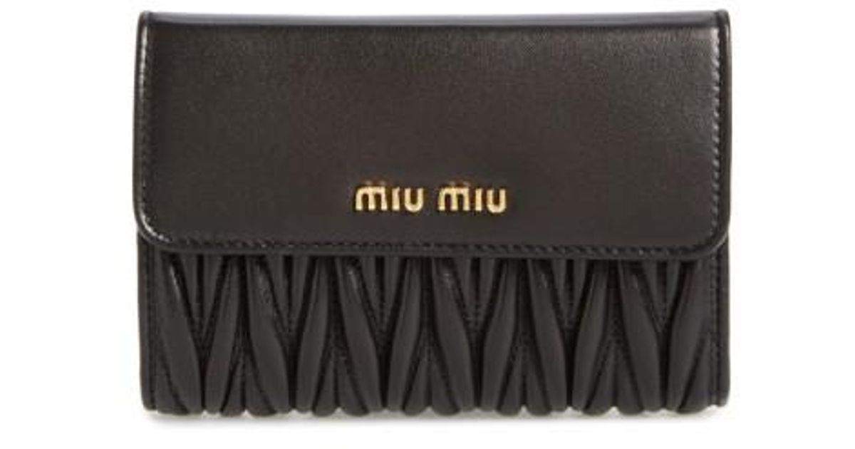 miu miu matelassé leather pouch