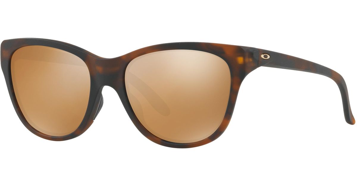 Oakley Hold Out In Brown Lyst