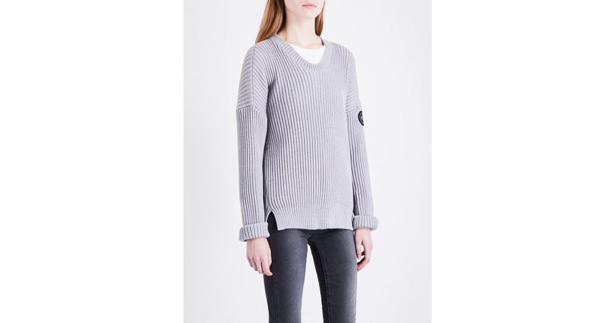 canada goose jumper women's