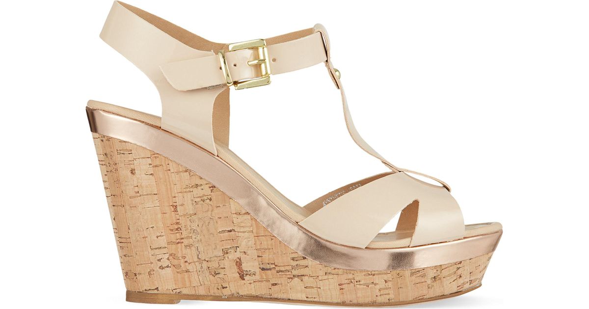 carvela nude wedges