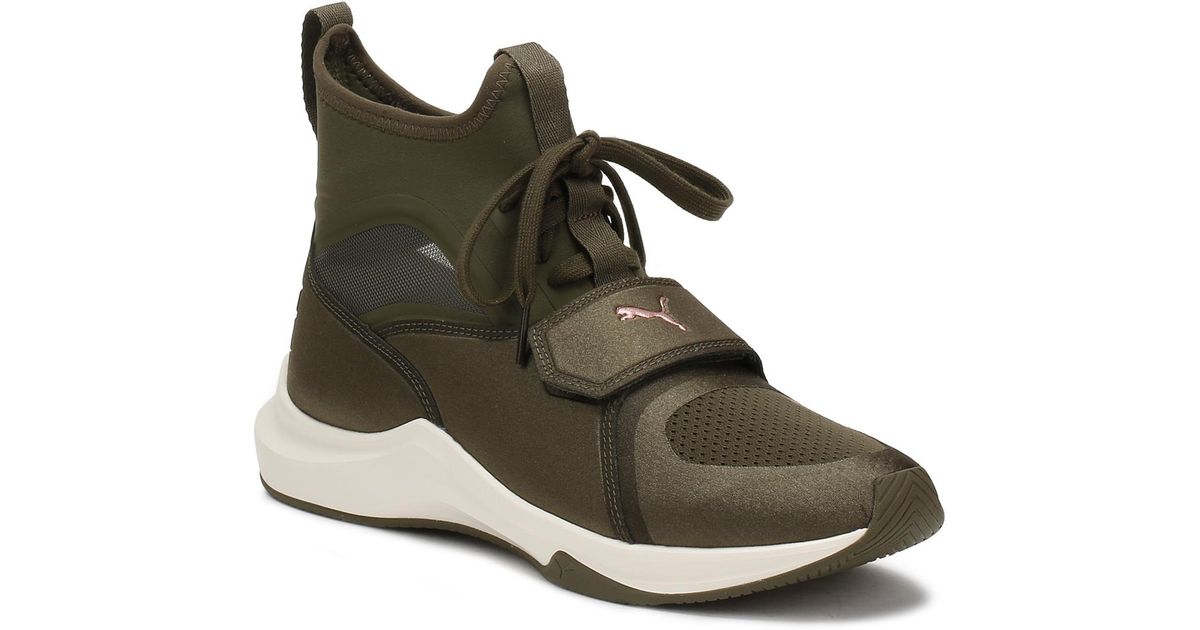 zapatos selena gomez puma