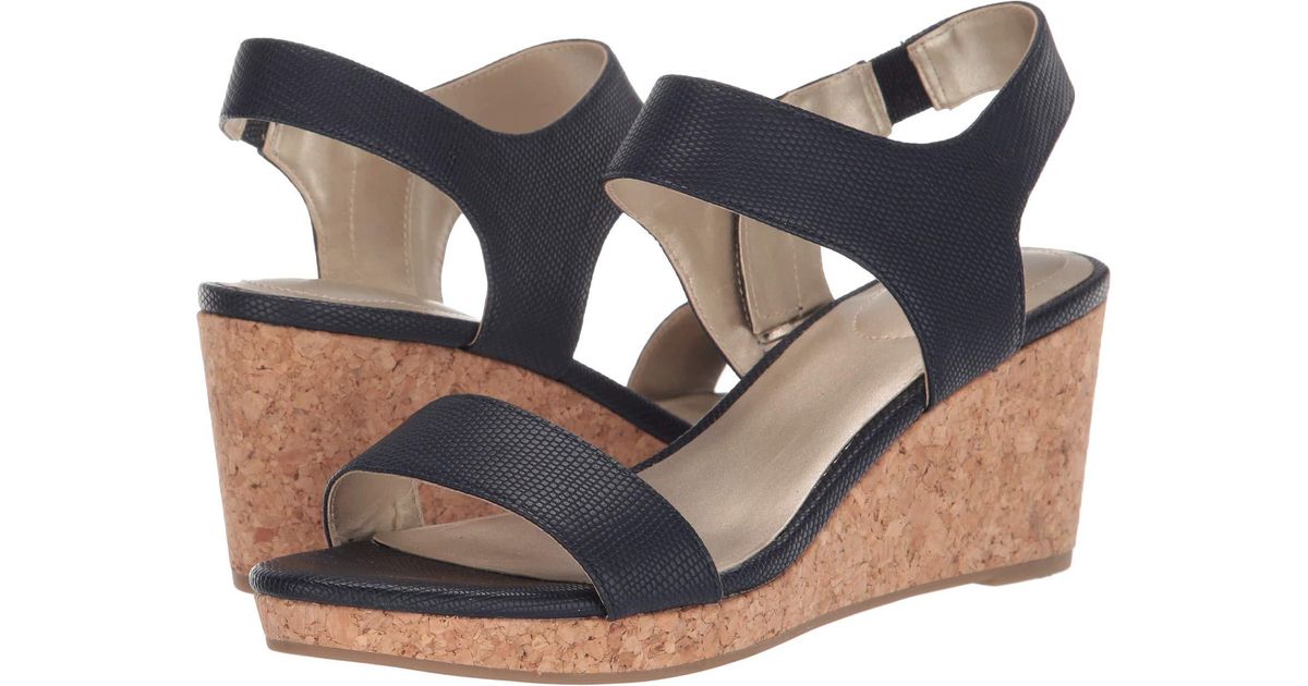 bandolino black wedge sandals