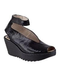 Fly London - Yala Wedge Sandal Black Snake - Lyst