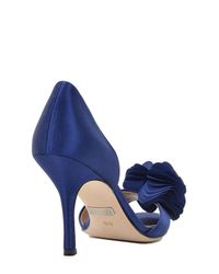 badgley mischka ruffle shoes