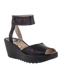 Fly London | Yula Wedge Sandal Black Leather | Lyst
